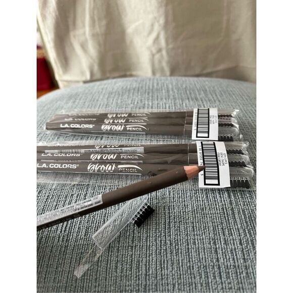 L.A. Colors Taupe Eyebrow Pencil with Brush-three - Picture 1 of 6